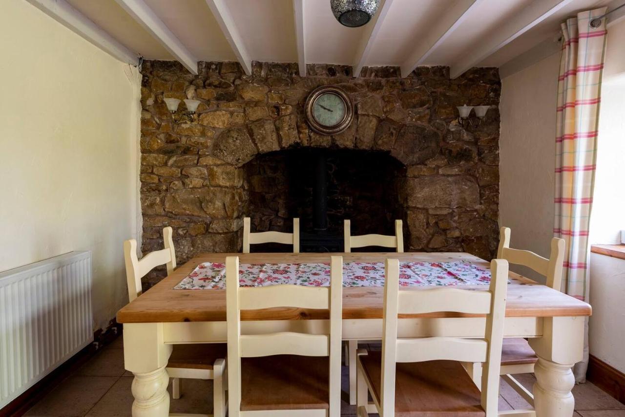 Llys Onnen - North Wales Holiday Cottage Mold Eksteriør bilde